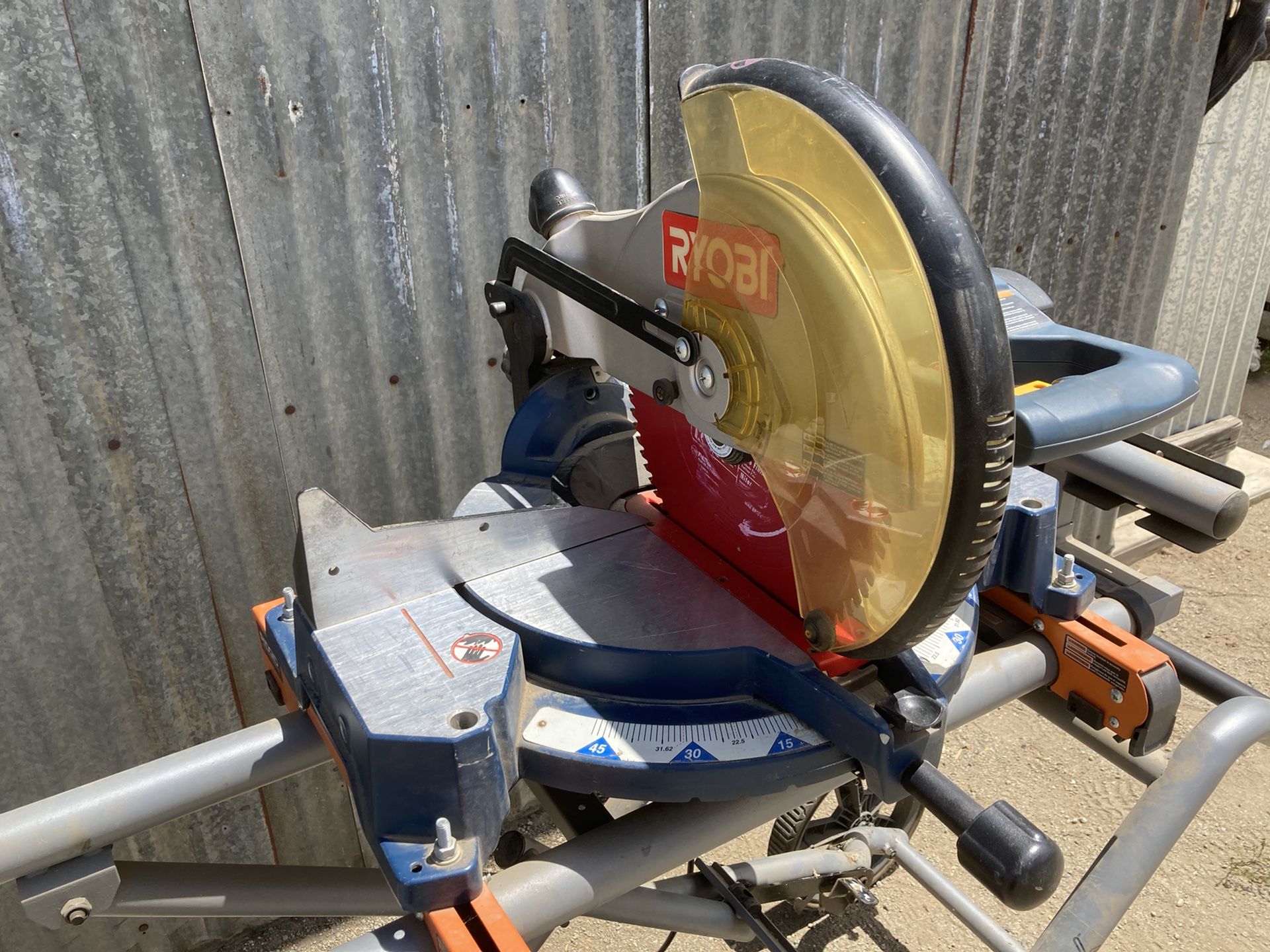 RYOBI TS1551 12" Compound Miter Saw with Laser for Sale in Reedley, CA ...