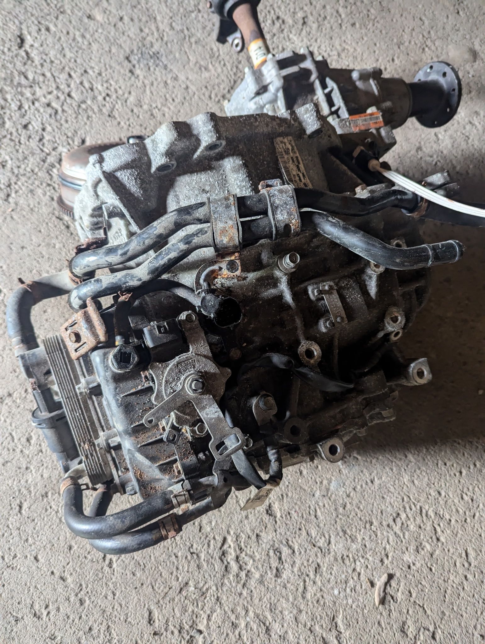 2020 Kia Sportage parts doors transmission, rear hatch headlights all in good condition