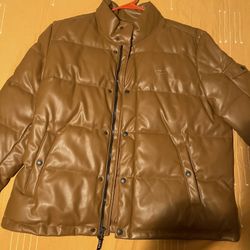 Brand New Levi Puffer Jacket (2XL)