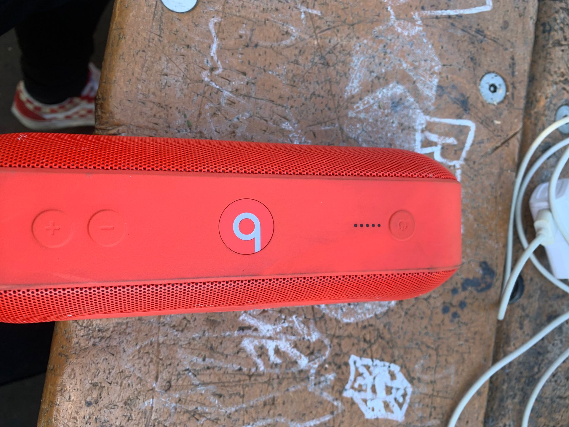beats pill red special addition