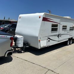 2009 Rockwood 27ft