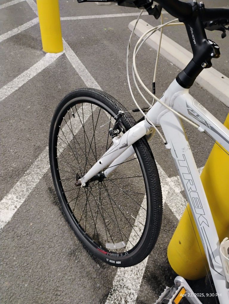 TREK BIKE