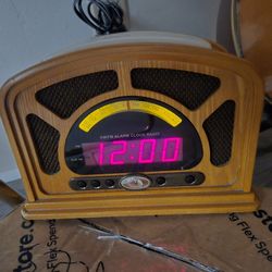 RCA Clock Radio