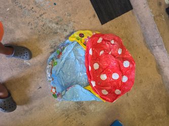 Mushroom inflatable baby pool