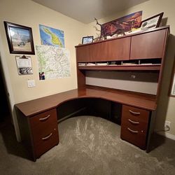 Office Desk / Book Shelf