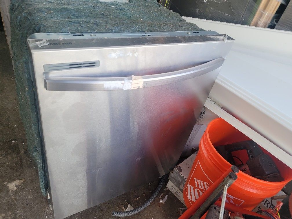 Samsung. Dishwasher