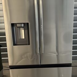 🌟 Premium Refrigerator Alert! Bespoke 3-Door French Door Refrigerator 🌟