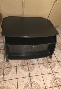 Entertainment center