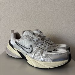 Men’s Nike V2K Run (US 12.5