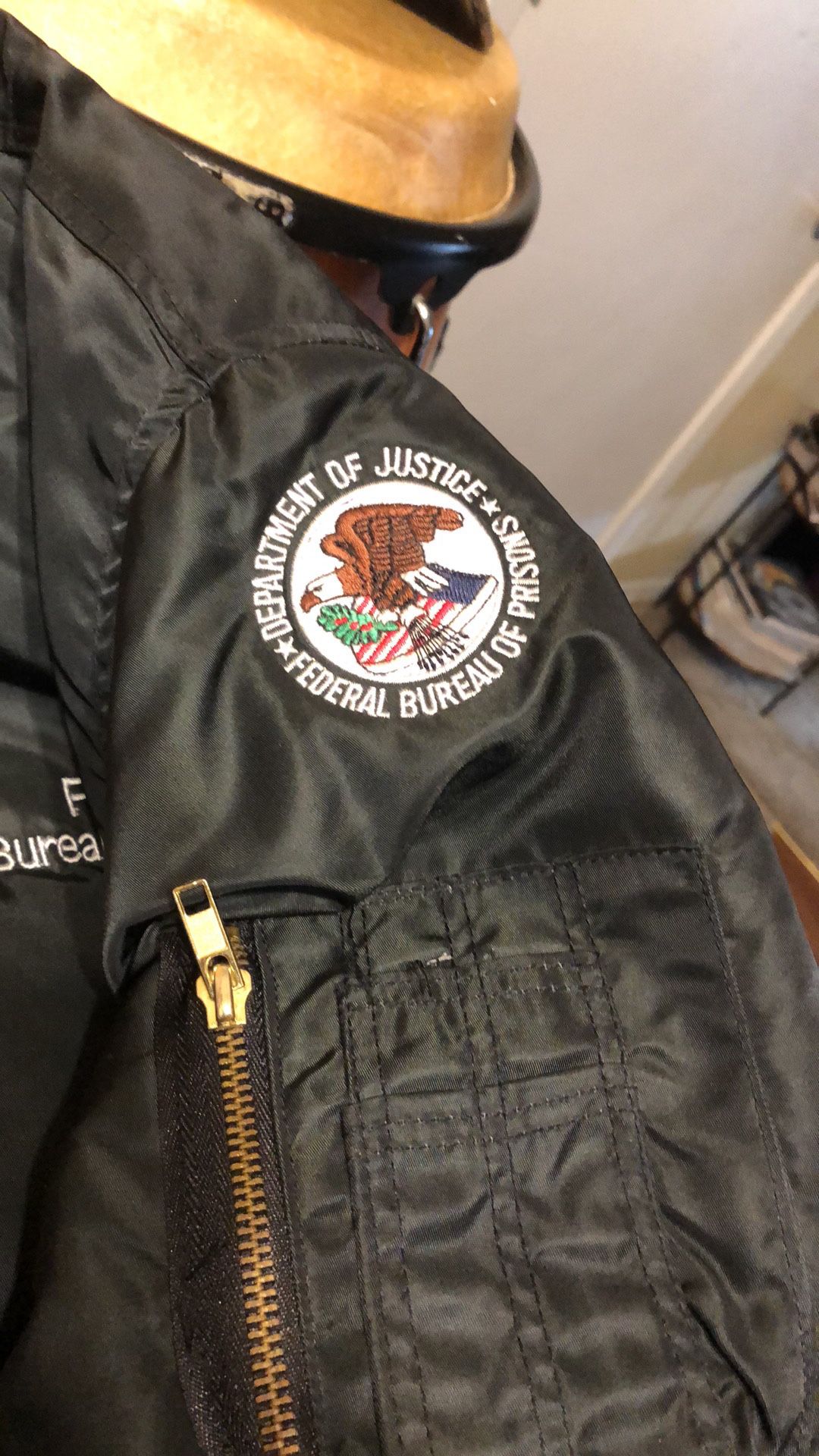 Large federal prison puffer jacket black orange heavyweight quality FCI ...