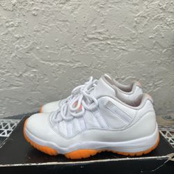 Size 7.5 Women’s / 6y kids - Jordan 11 Citrus Lows