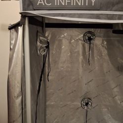 AC Infinity CLOUDLAB 3' x 3' Grow Tent Tent Only]