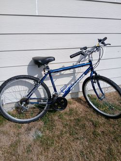 Magna mens mountain Bike 17 inch frame