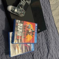 Ps4 , Controller, 2 Games 