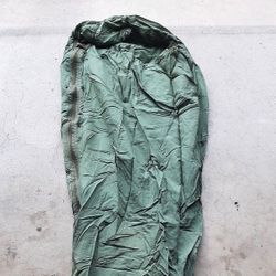 Vintage Camo Military Sleeping Bag Bivy 