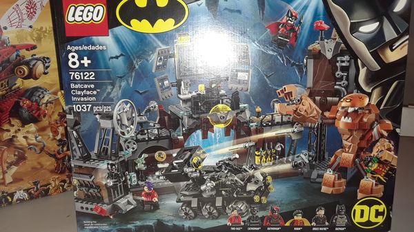 LEGO BATMAN 76122 Batcave Clayface Invasion for Sale in Phoenix, AZ - OfferUp