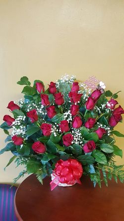 Arreglo floral {contact info removed}