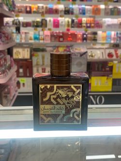 Perfume Qaed Al Fursan lattafa Eau de Parfum e100ml