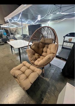 New 450 lbs Capacity Indoor Outdoor Wicker Egg Chair Set w/ Ottoman Footrest
