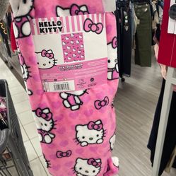 Hello kitty blanket