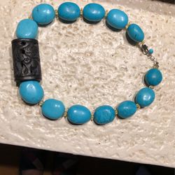 Turquoise Bead Necklace With Elephant Stone 