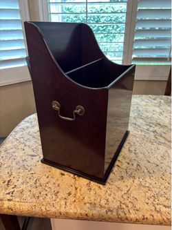 Vintage Bombay and Co Magazine Holder with Brass Handles