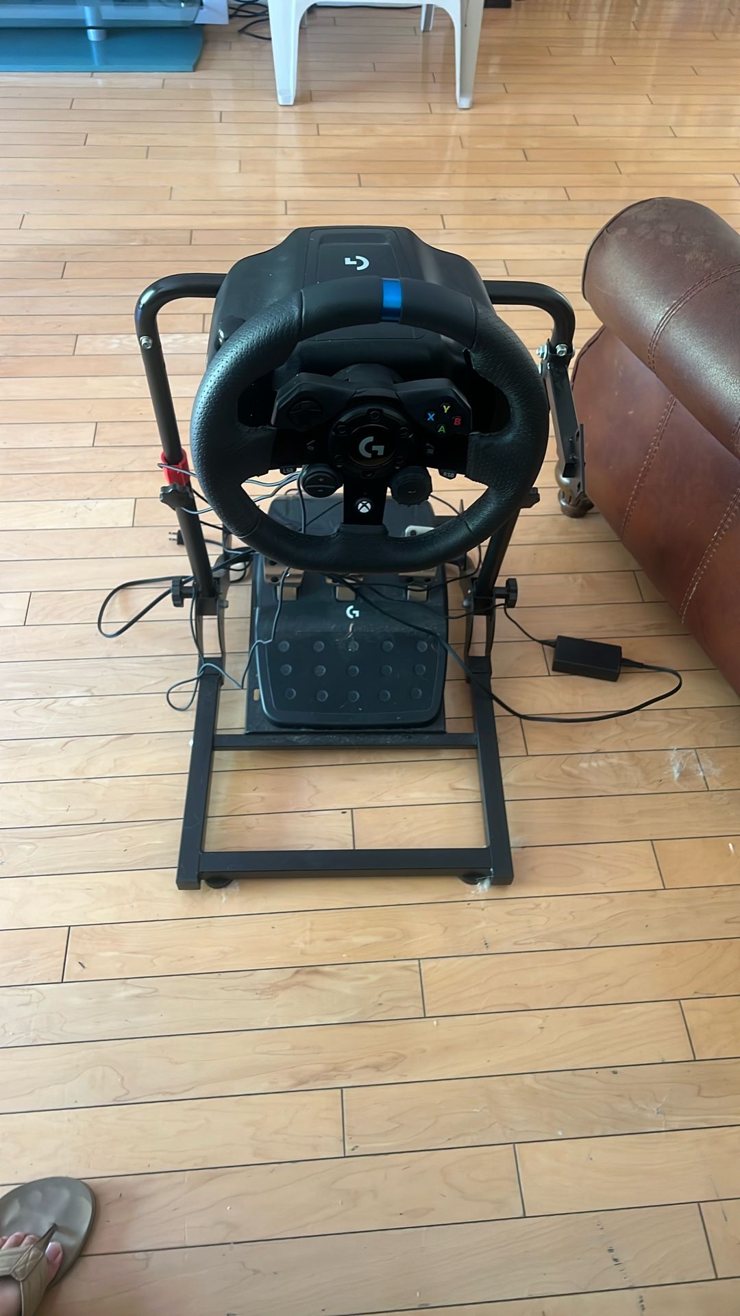 G923 Logitech Racing Wheel Xbox With Stand