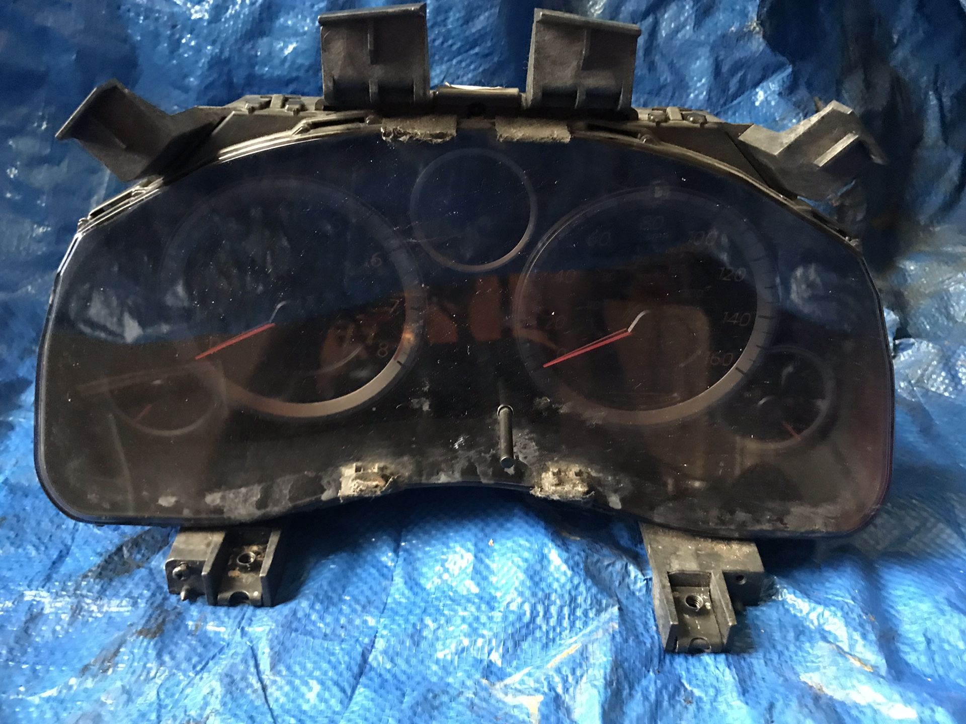 2005-2006 Infiniti g35 cluster (odemeter)