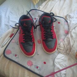 Nike Air Jordan Red Black Size 9 Mens