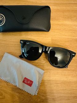 Ray-Ban Wayfarer Large
