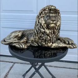 Golden Lion Statue