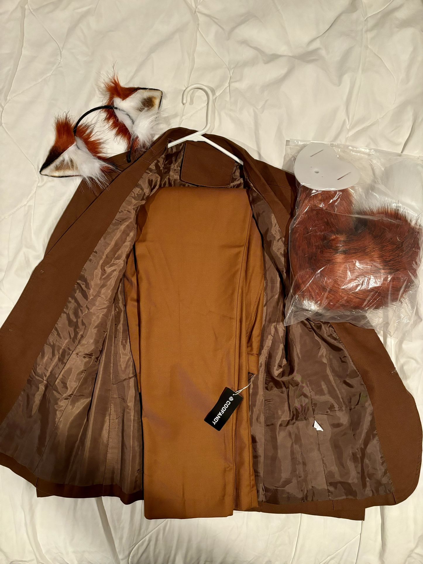 Fantastic Mr. Fox Men’s Costume with Jacket, Pants, Ears and tail