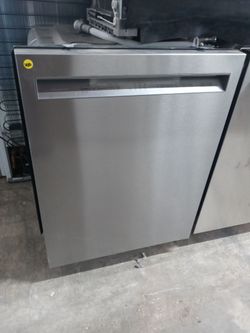 KitchenAid stainless steel dishwasher with stainless tub - Free delivery