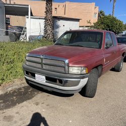 1999 Dodge Ram 🐏 4,500