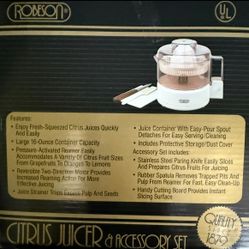 New In Box Robeson Electric Juicer With Accessories 