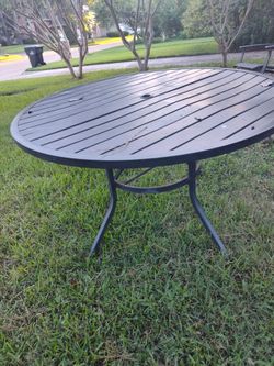 Iron PATIO furniture dining table 5 ft wide