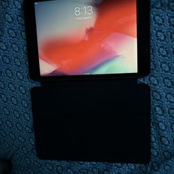 iPad Mini 2nd Gen 128gb Storage With Case