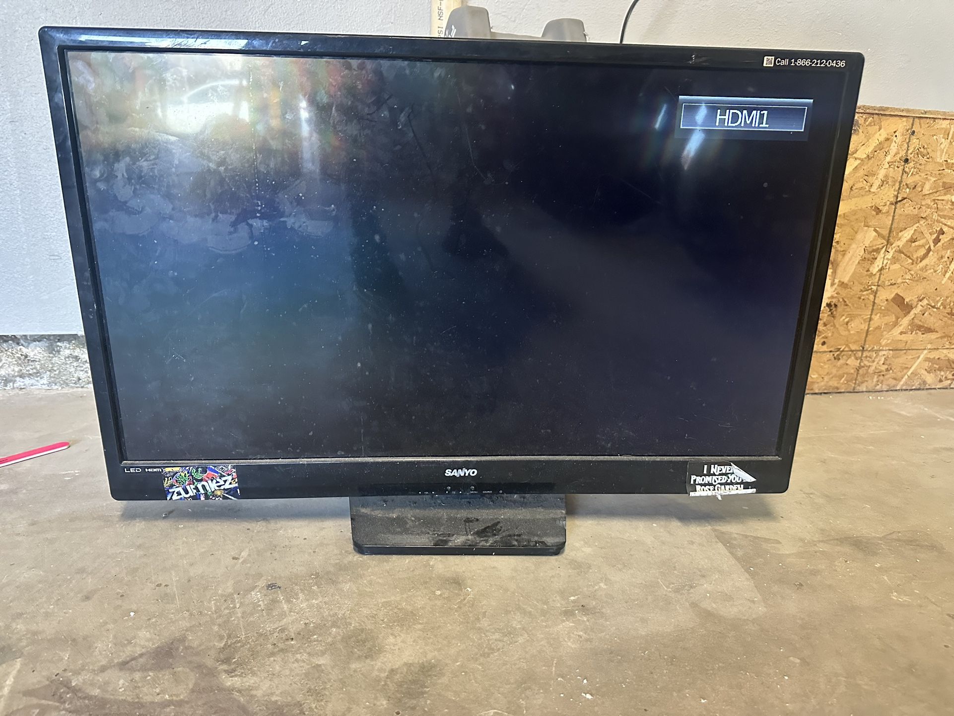Sharp TV $20 No Remote