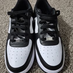 Nike AF1 - Size 6.5 Y 