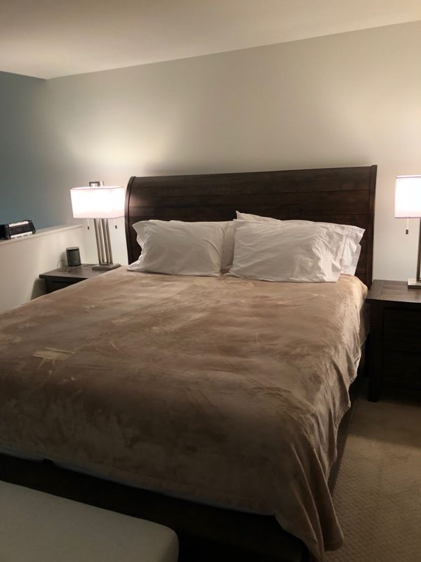 Sealy King Mattress Ember Bed Frame 2 Night Stands For In San Carlos Ca Offerup