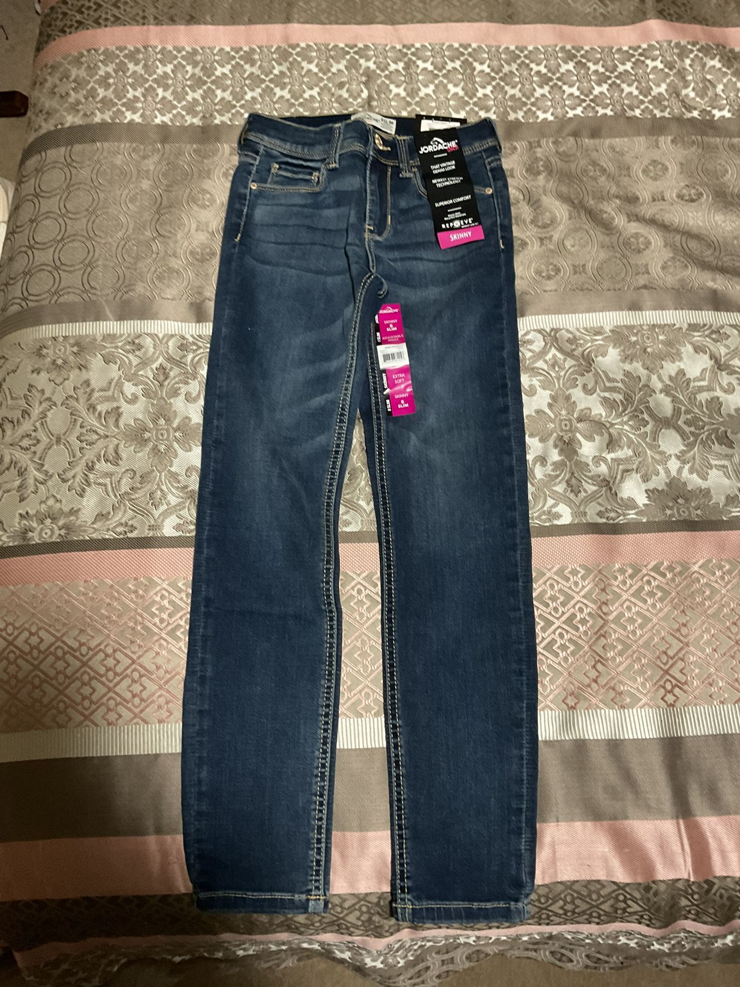 Jordache Girls Size 8 Slim New Jeans