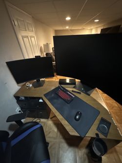 Corner Desk