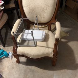 Antique Chair Great Condition 