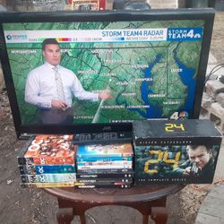 JVC 32inches TV With Remote Control And HDMI Ports With Built In DVD Player Plus Free DVDS Included 