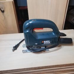 Black and decker Variable Speed Jigsaw in great condition 