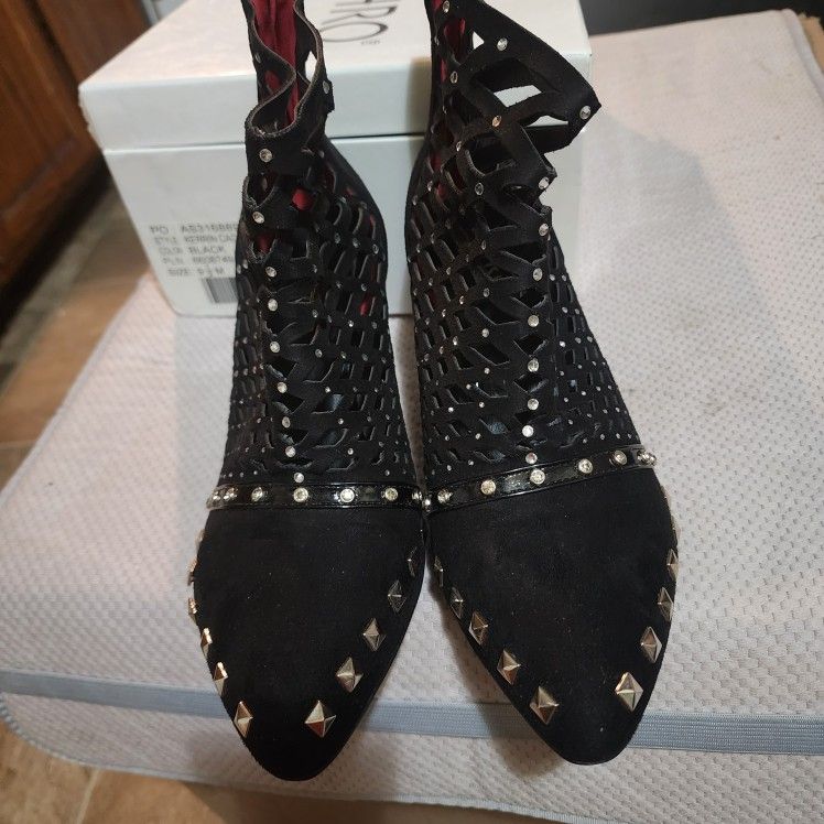 A S H R O Black Suede Studded Pumps Boots And Back Size 9.5 Women Excellent Condition