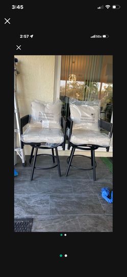 (2) Outdoor Chairs New