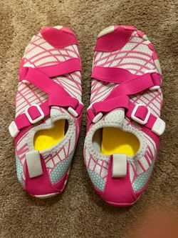 Brand New Women's Quick-Dry Water Shoes Aqua Shoes Sz 38 / US 7-7.5 (Pink/White)