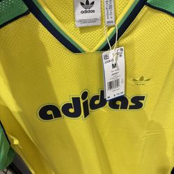 🔥 Brand New Adidas Originals Jersey (Size M) – $60 – LOCAL ONLY