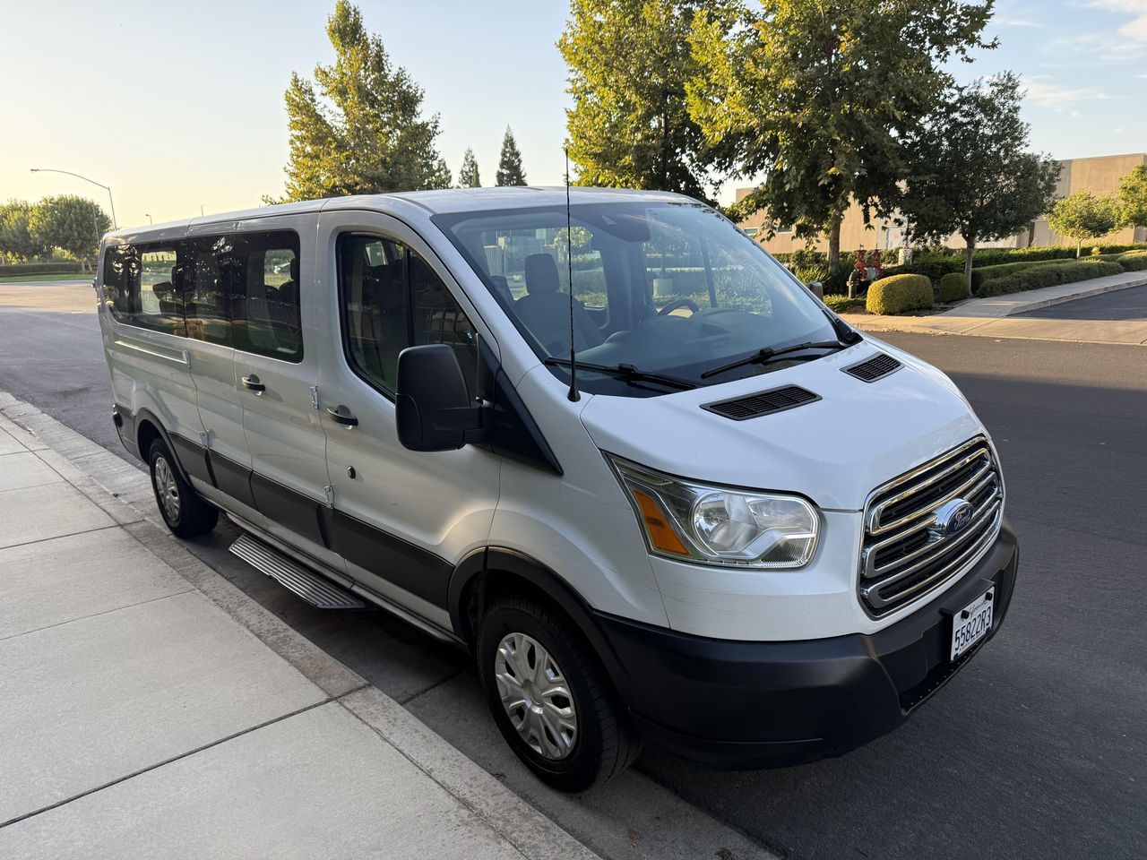 2019 Ford Transit-350